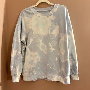 Lululemon Perfectly Oversized Sweatshirt Tie Dye Crew Top Shirt Blue White Shirt